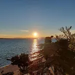 Διαμέρισμα Faszinierendes Nur 200 Meter Zum Mit Meerblick, Pool, Grill, Lounge-bereich