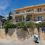 Διαμέρισμα Faszinierendes Nur 200 Meter Zum Mit Meerblick, Pool, Grill, Lounge-bereich *