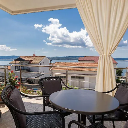 Faszinierendes Nur 200 Meter Zum Mit Meerblick, Pool, Grill, Lounge-bereich Apartamento *