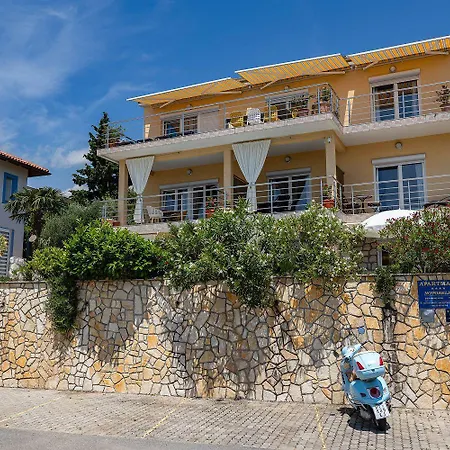 Apartamento Faszinierendes Nur 200 Meter Zum Mit Meerblick, Pool, Grill, Lounge-bereich *