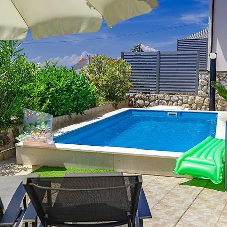 Faszinierendes Nur 200 Meter Zum Mit Meerblick, Pool, Grill, Lounge-bereich